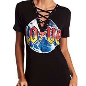 Lace up Rebellious One shirt